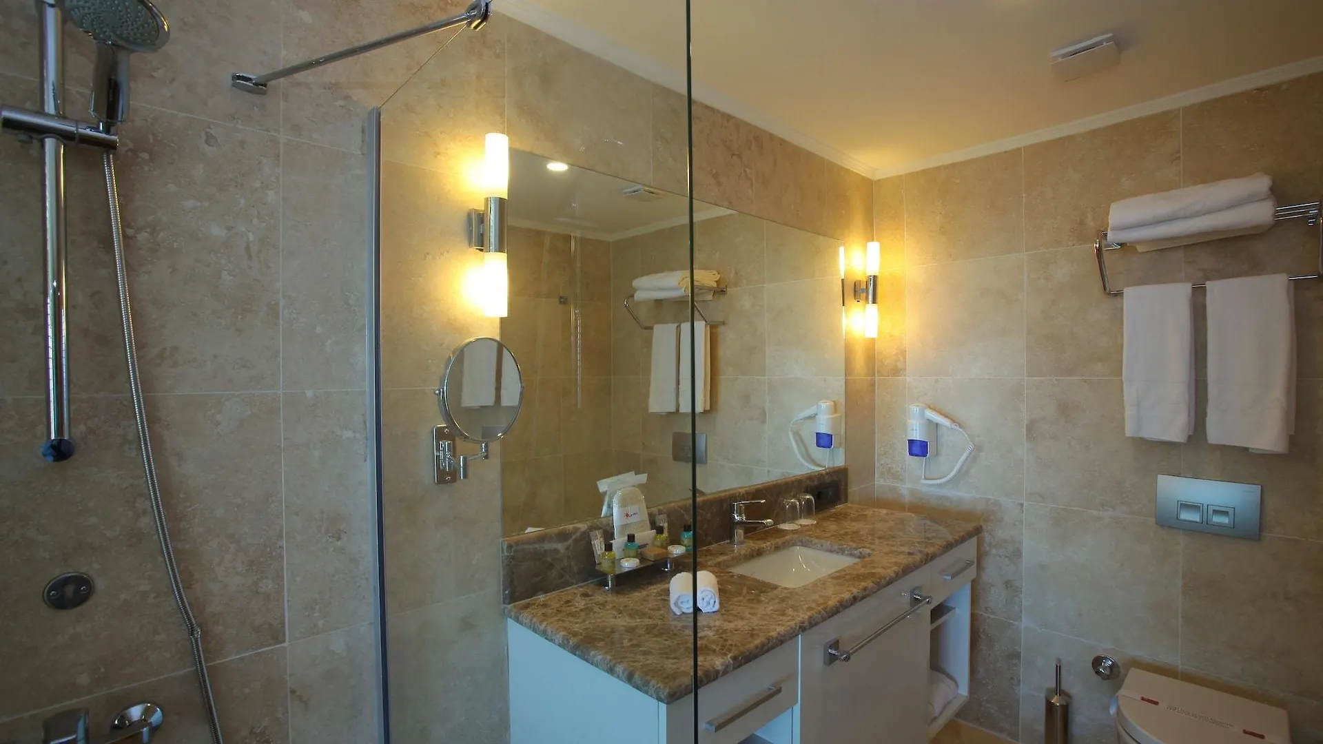 Resort Bellazure Hotel Turgutreis
