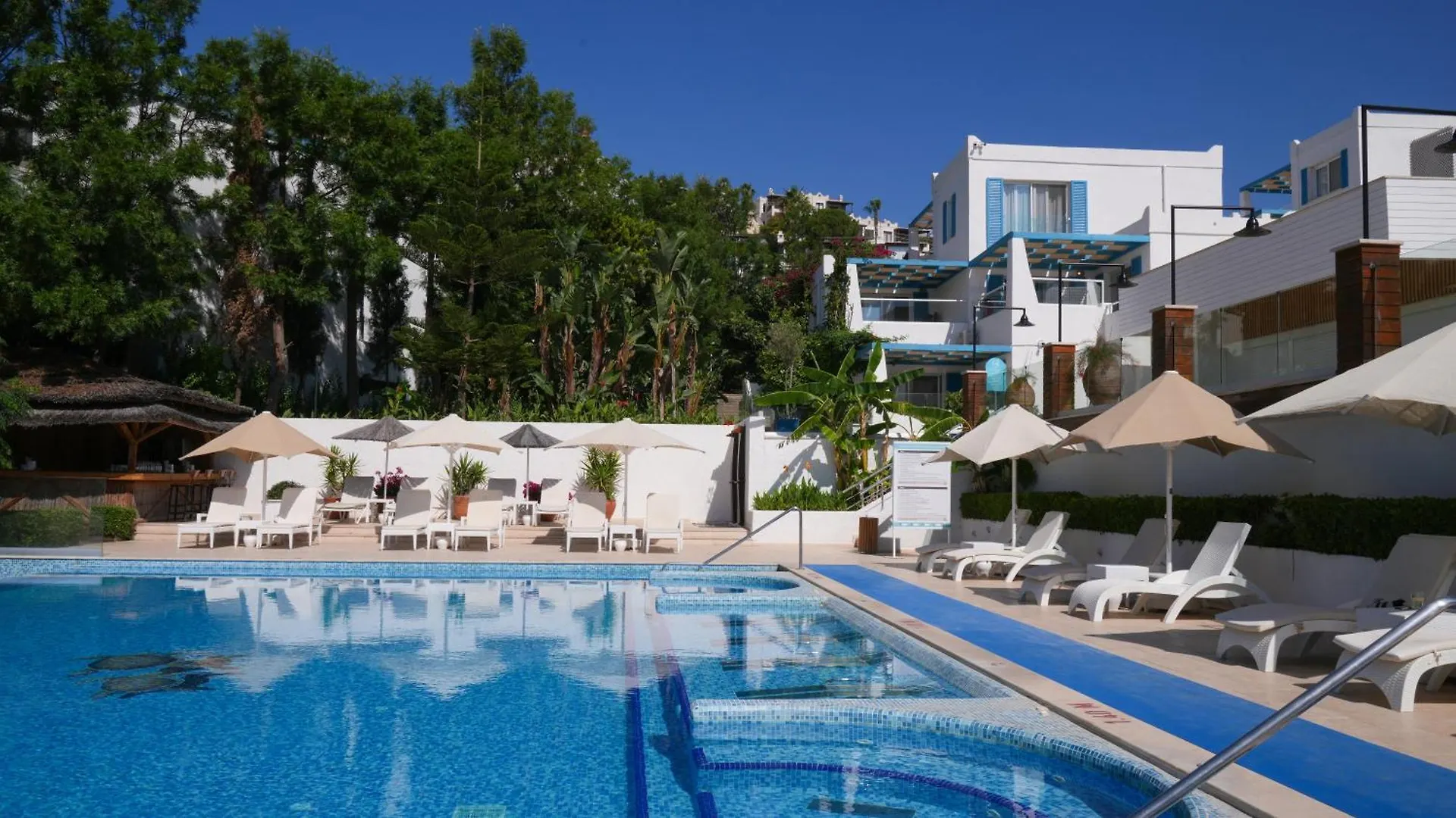 Bellazure Hotel Turgutreis Resort