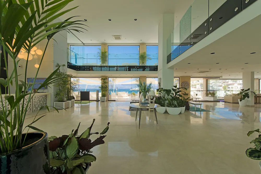 Bellazure Hotel Turgutreis 4*,