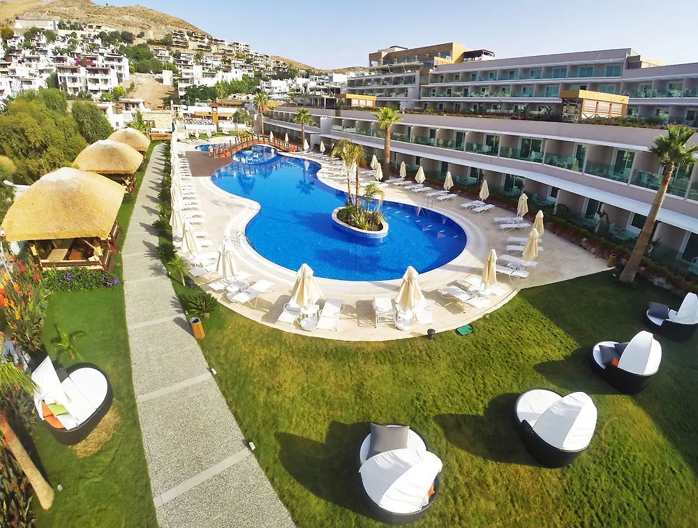 Bellazure Hotel Turgutreis